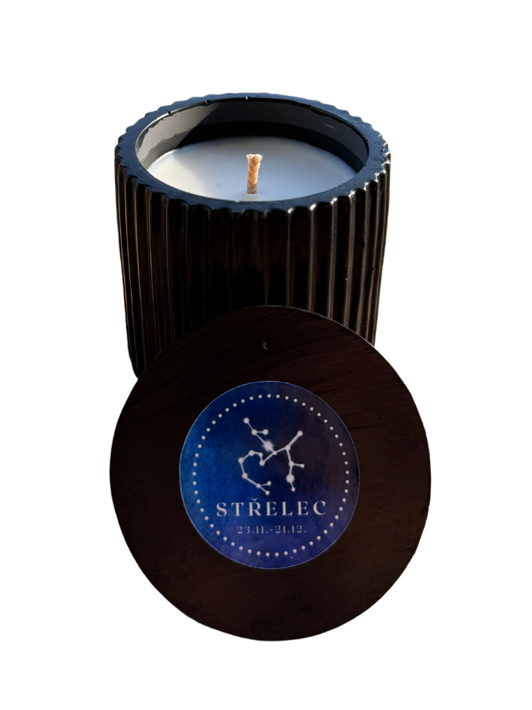 Handmade candle with the Sagittarius zodiac sign, black color, made from soy wax.